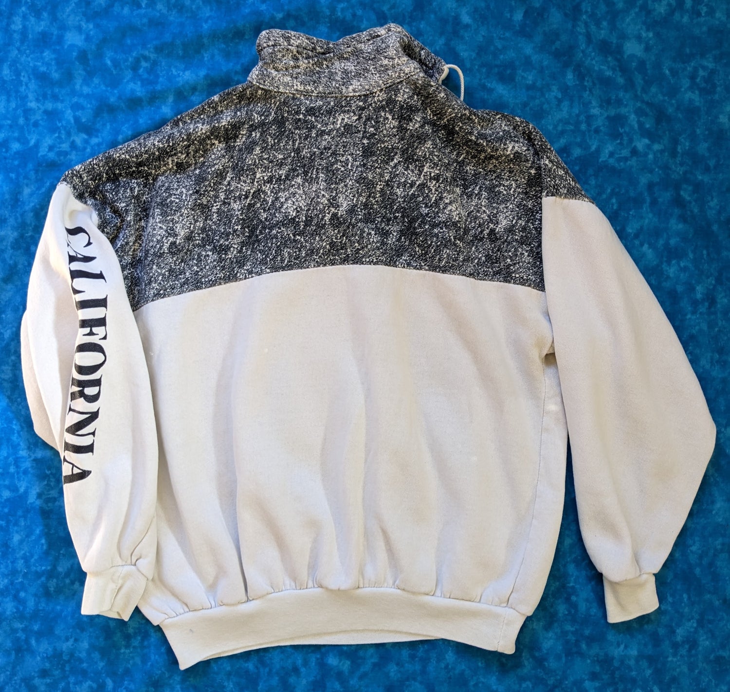 Retro San Francisco California sailboat pullover back