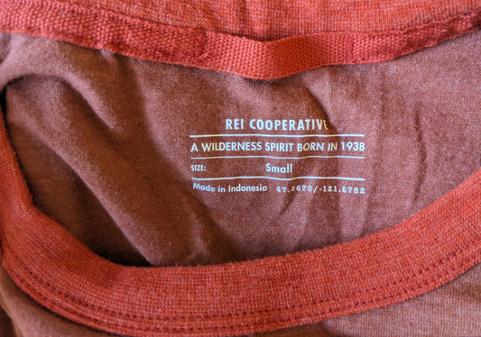 Old Sol shirt tag details