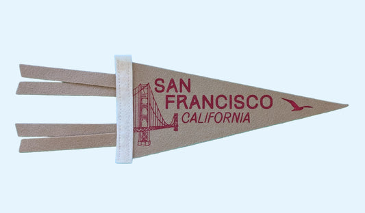 San Francisco California mini souvenir pennant featuring the Golden Gate Bridge on beige felt