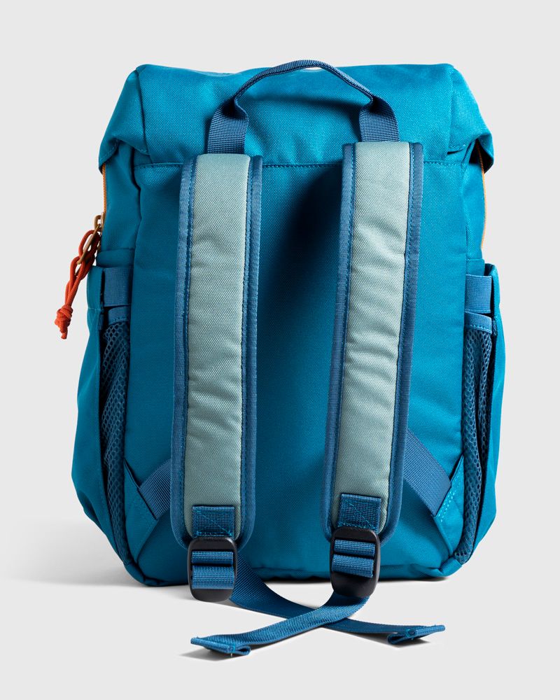 Back of the United by Blue backpack